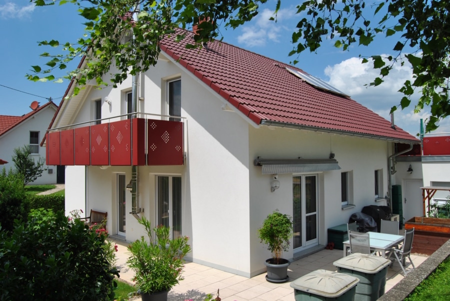 Großzügige Terrasse... - Einfamilienhaus mit Panoramablick in Staufen-Wettelbrunn