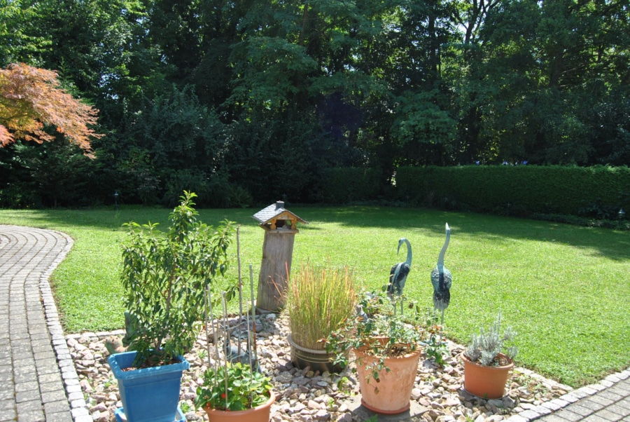 Gartenidylle - Einfamilienhaus mit großem Grundstück in Ballrechten-Dottingen