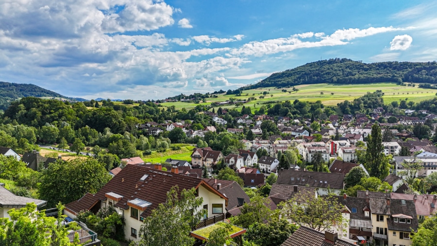 Idyllischer Ausblick - Grundstück mit traumhaftem Ausblick - in Merzhausen