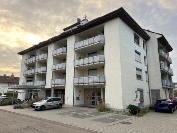 Charmante 1-Zimmer-Wohnung in zentraler Lage von Bad Krozingen, 79189 Bad Krozingen, Etagenwohnung